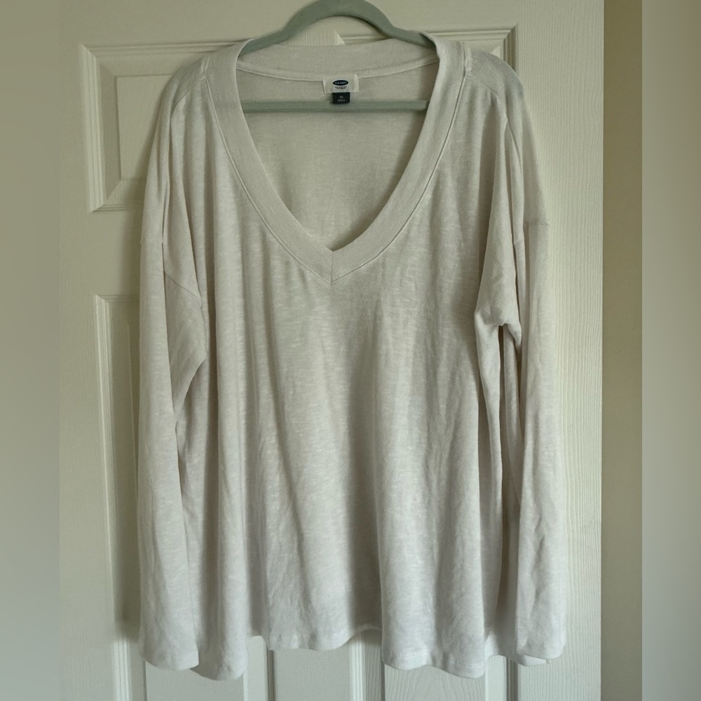 Old Navy Lightweight V Neck Sweater